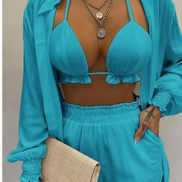 Beautiful turquoise, three piece short outfit! - Picture 2 of 4